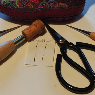 Gereedschap vilt en leer