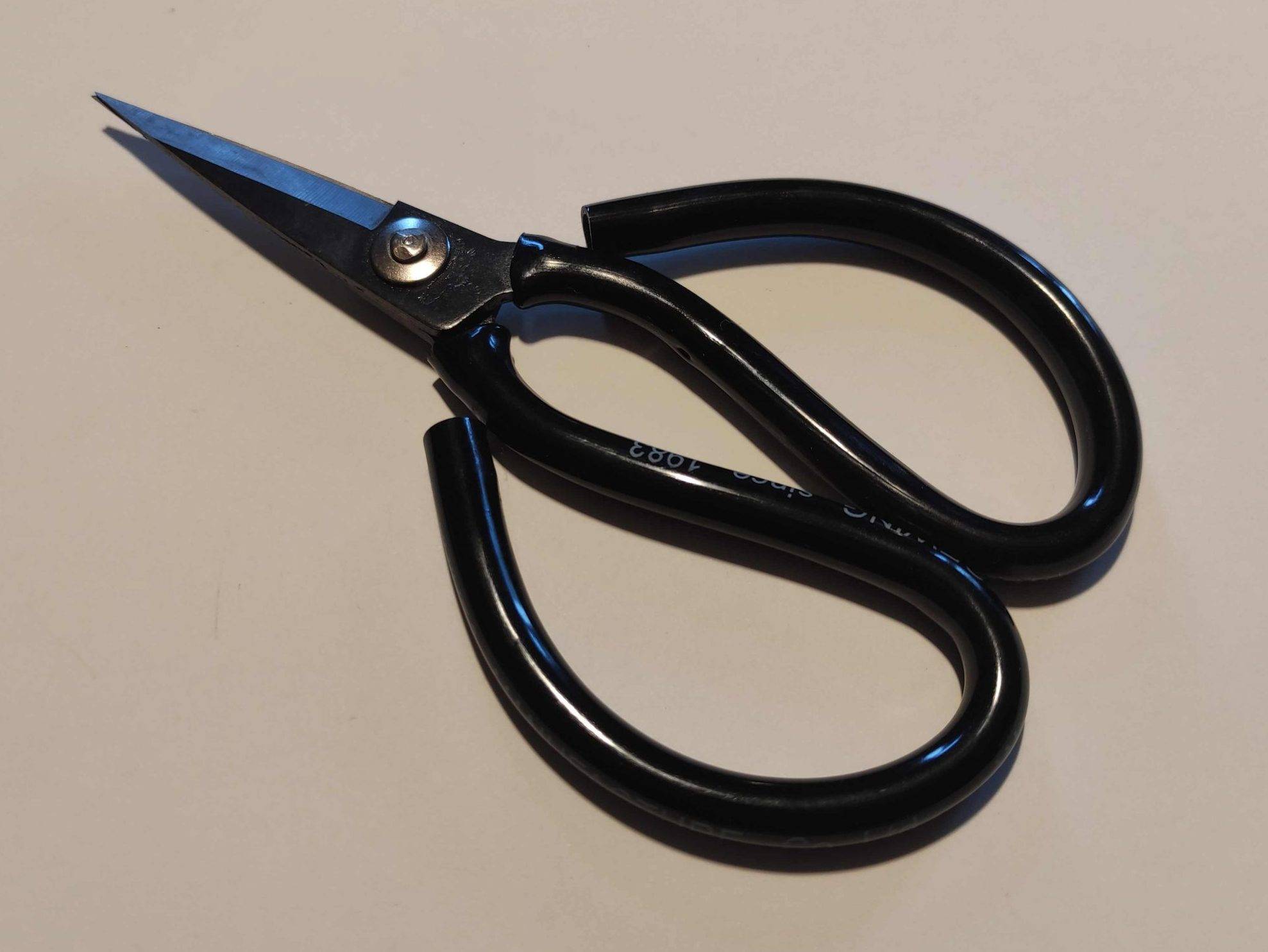 Leather scissors
